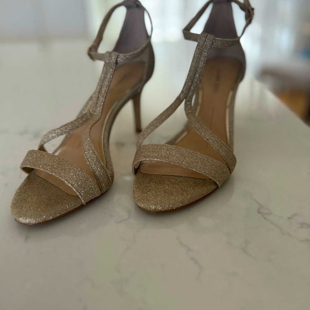 Gold glitter sandals